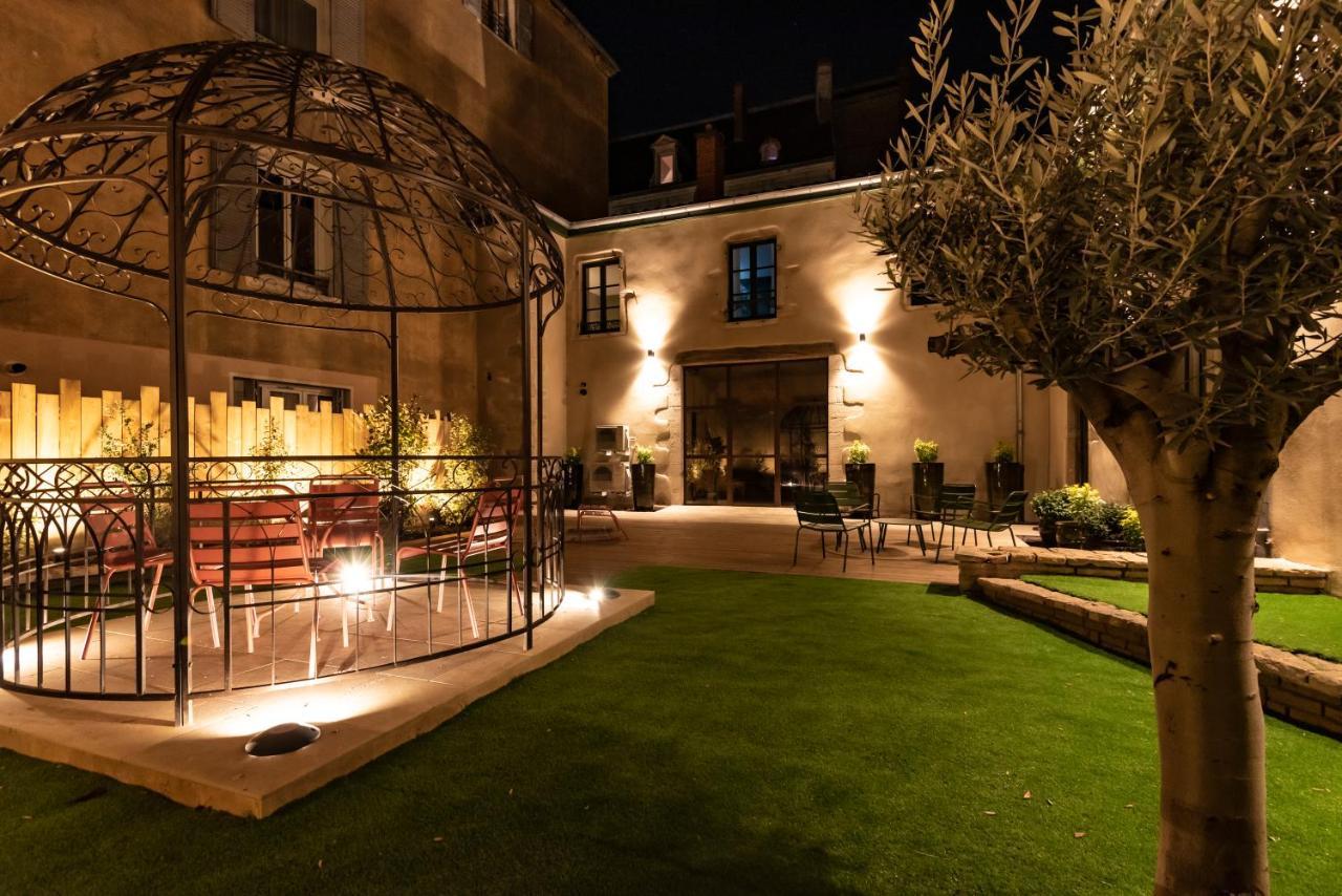 Le Cosy Chic . Proche Gare . Centre-Ville Macon . Neuf . Climatisation . Design . Wifi . Exterior photo
