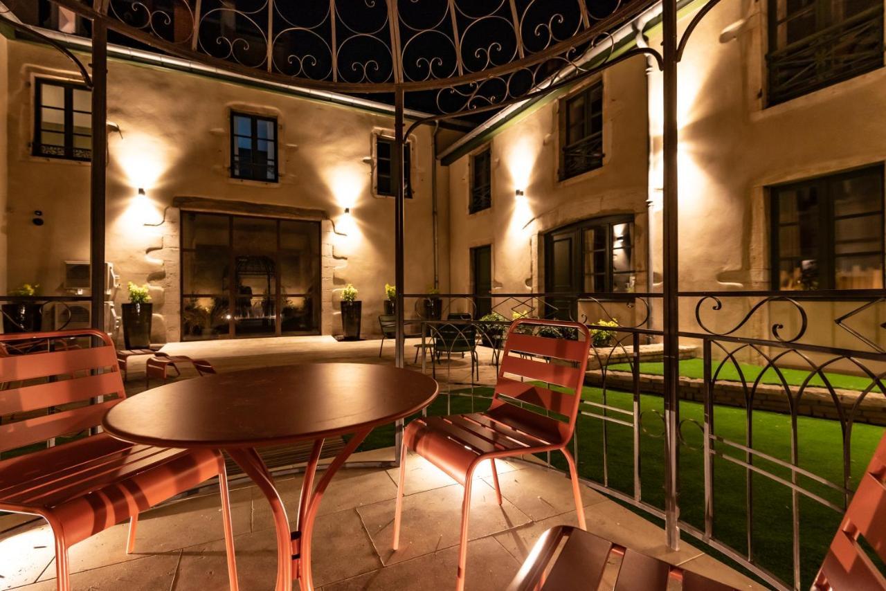 Le Cosy Chic . Proche Gare . Centre-Ville Macon . Neuf . Climatisation . Design . Wifi . Exterior photo